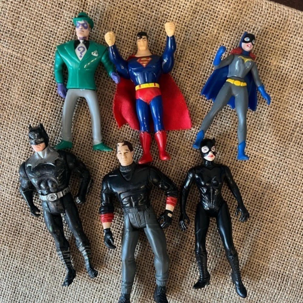1993 and more assorted Marvel figures. Marvel toys.
